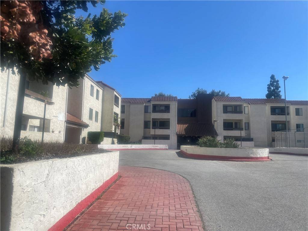 Santa Ana, CA 92701,600 W 3rd ST #A310
