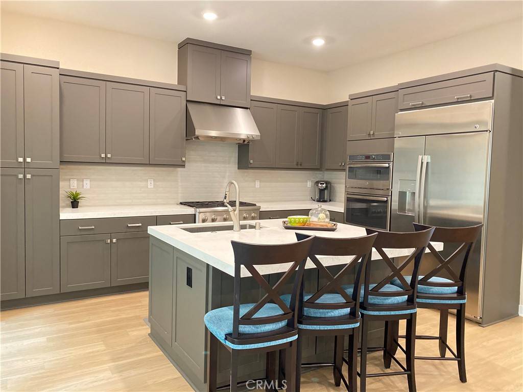 Lake Forest, CA 92630,616 Athos