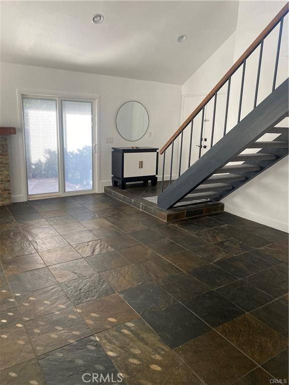 Costa Mesa, CA 92627,183 Brandywyne