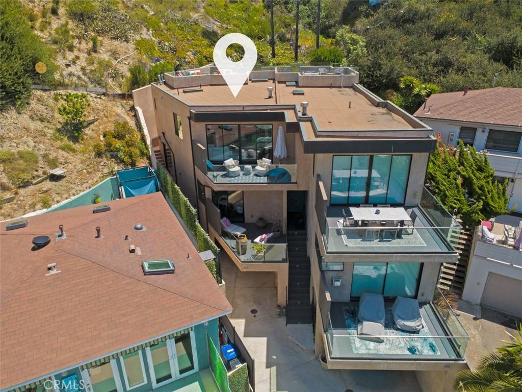 Laguna Beach, CA 92651,346 Y PL
