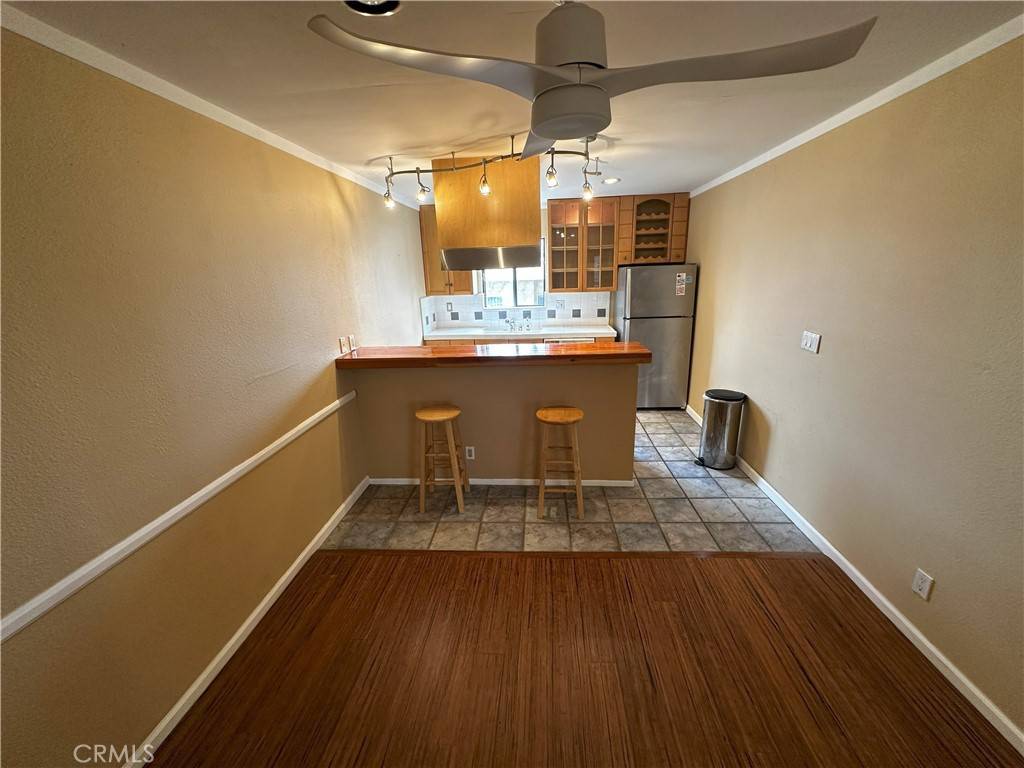 Los Angeles, CA 90066,12747 Pacific AVE #4