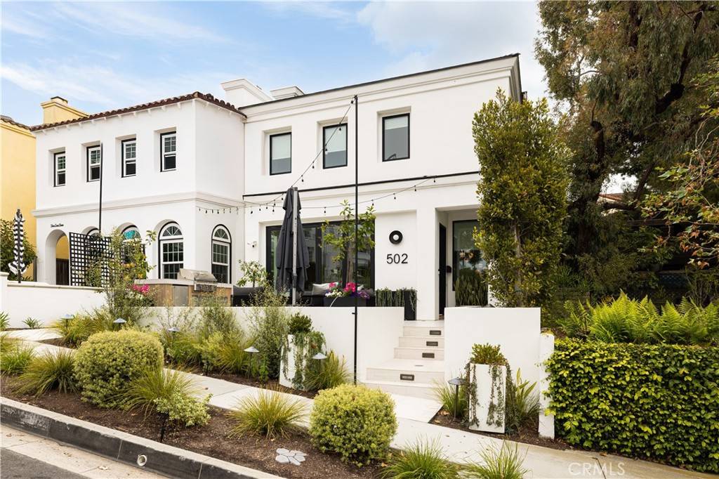 Corona Del Mar, CA 92625,502 Jasmine AVE #A