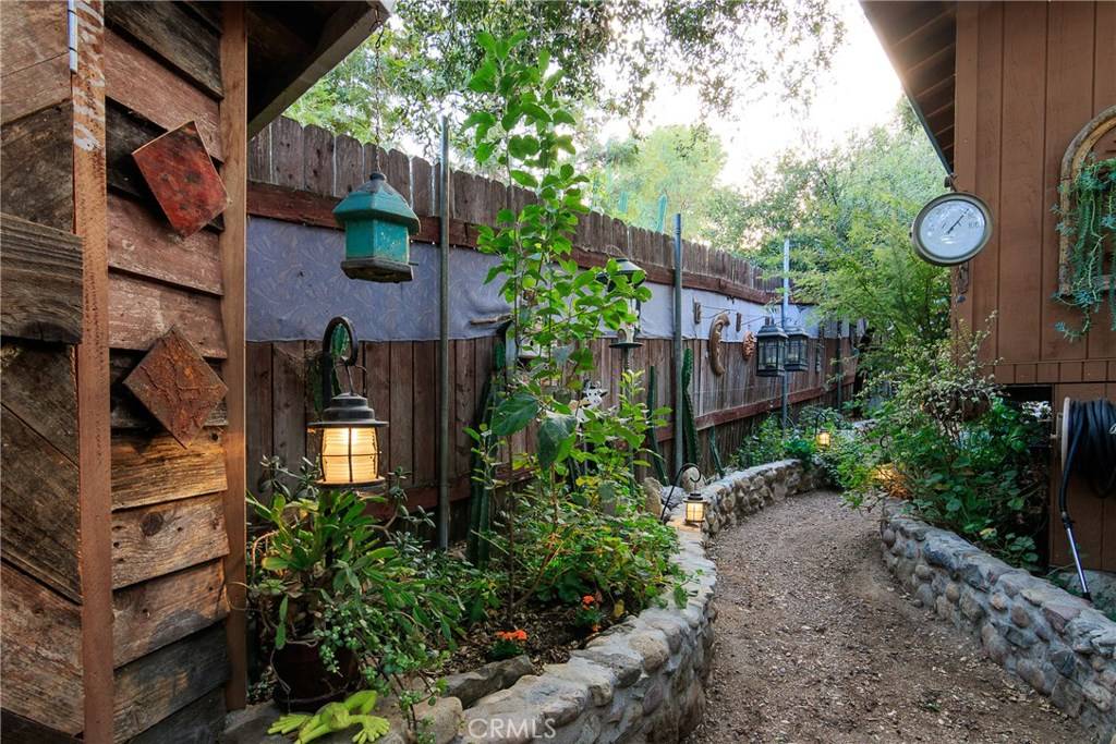 Trabuco Canyon, CA 92679,20571 Sycamore DR