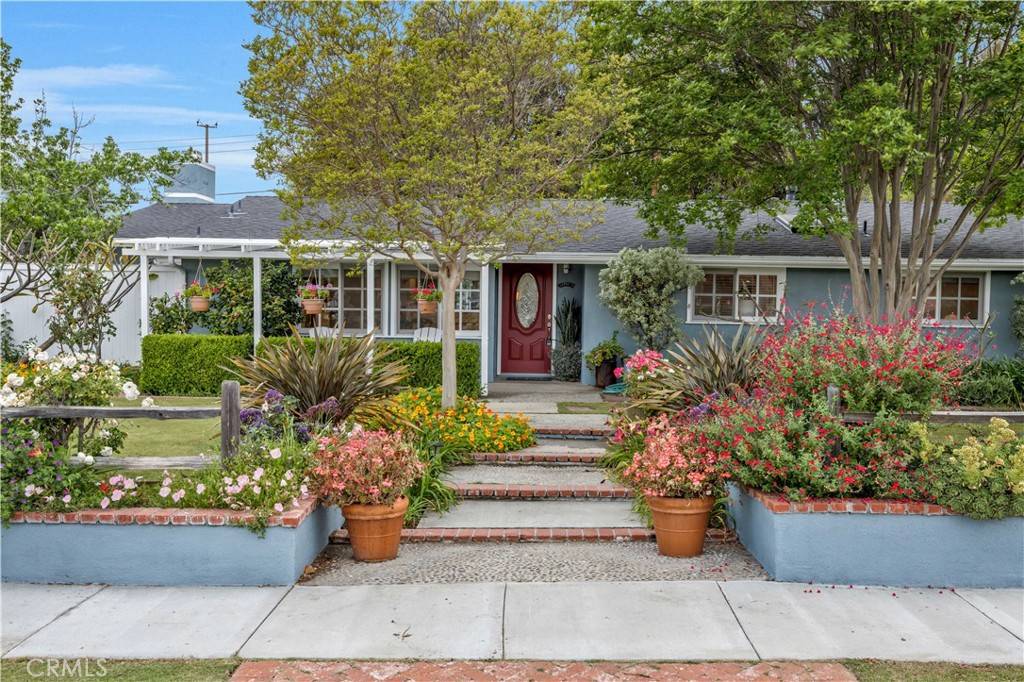 Santa Ana, CA 92705,12761 Dunas RD