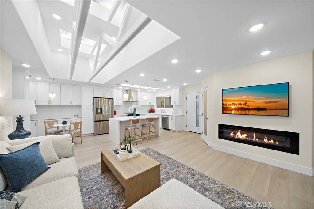 Laguna Woods, CA 92637,663 Via Los Altos #Q