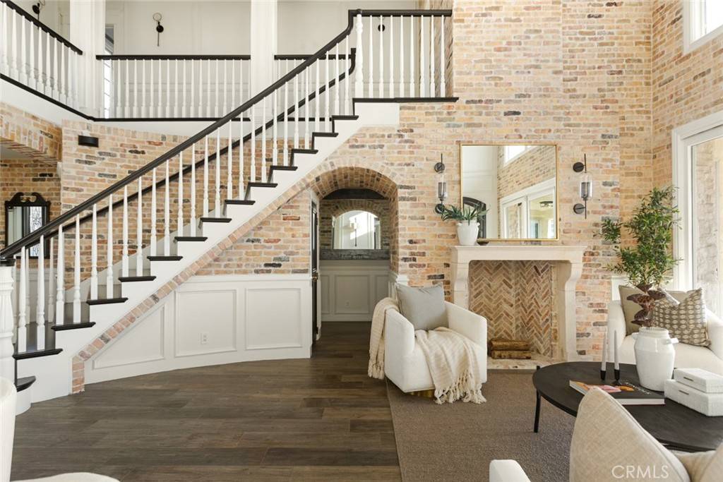 San Clemente, CA 92673,657 Via Faisan