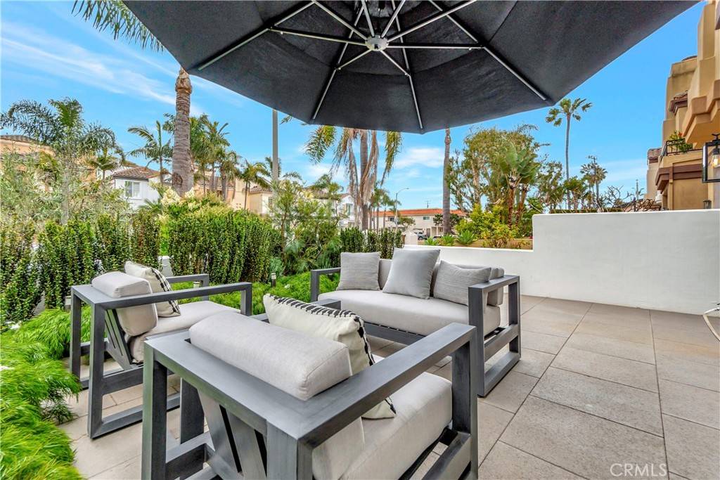 Huntington Beach, CA 92648,511 21st ST