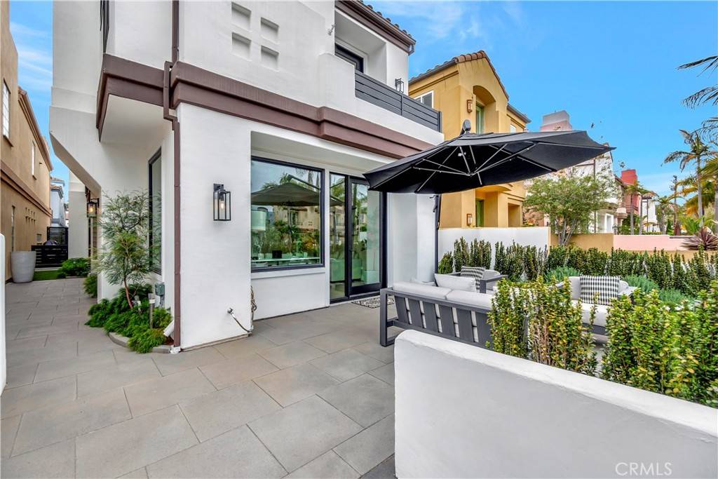 Huntington Beach, CA 92648,511 21st ST