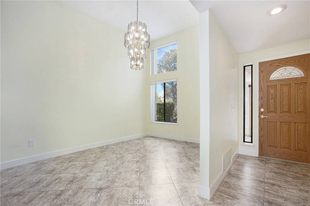 Fullerton, CA 92835,611 Colonial CIR