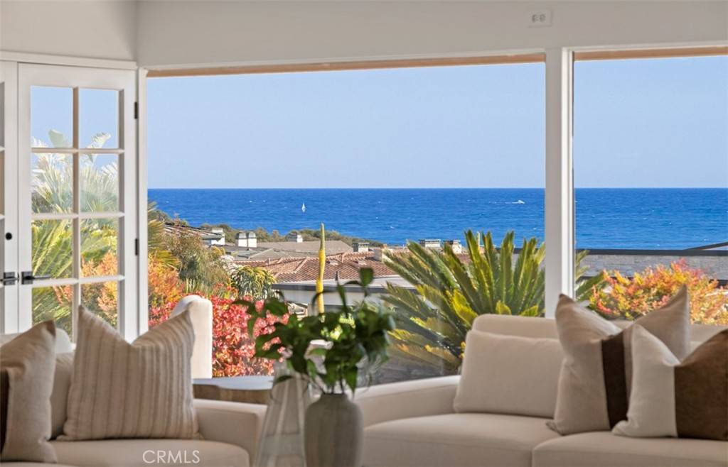 Corona Del Mar, CA 92625,4521 Orrington RD