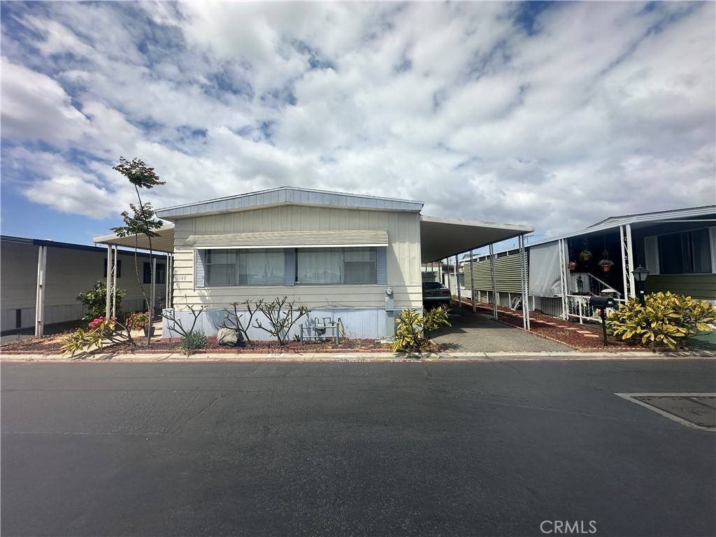 Santa Ana, CA 92703,323 N Euclid ST #148