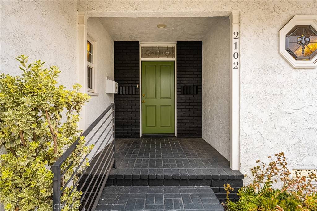 Long Beach, CA 90815,2102 Ostrom AVE