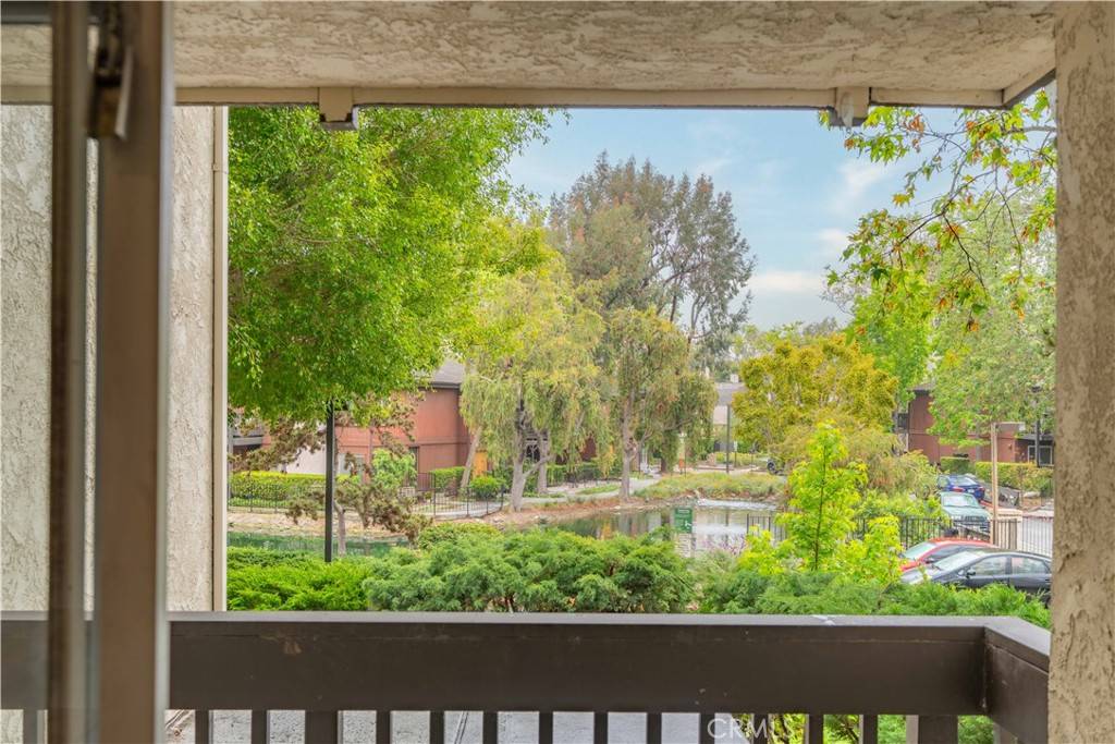 Culver City, CA 90230,11102 Summertime LN