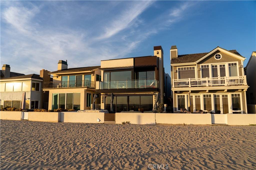 Newport Beach, CA 92663,7104 W Oceanfront