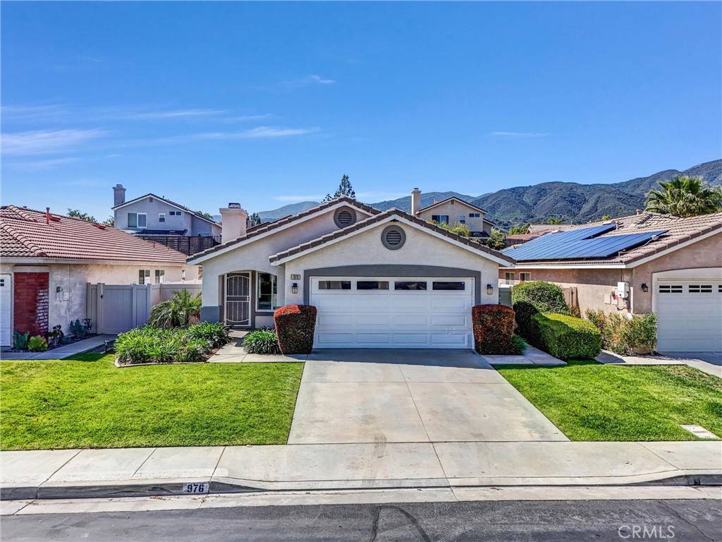 Corona, CA 92882,976 Miraflores DR
