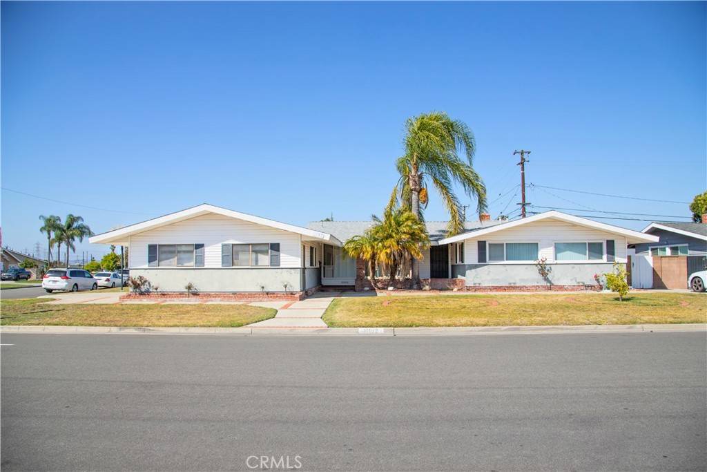 Garden Grove, CA 92841,11192 Bowles AVE