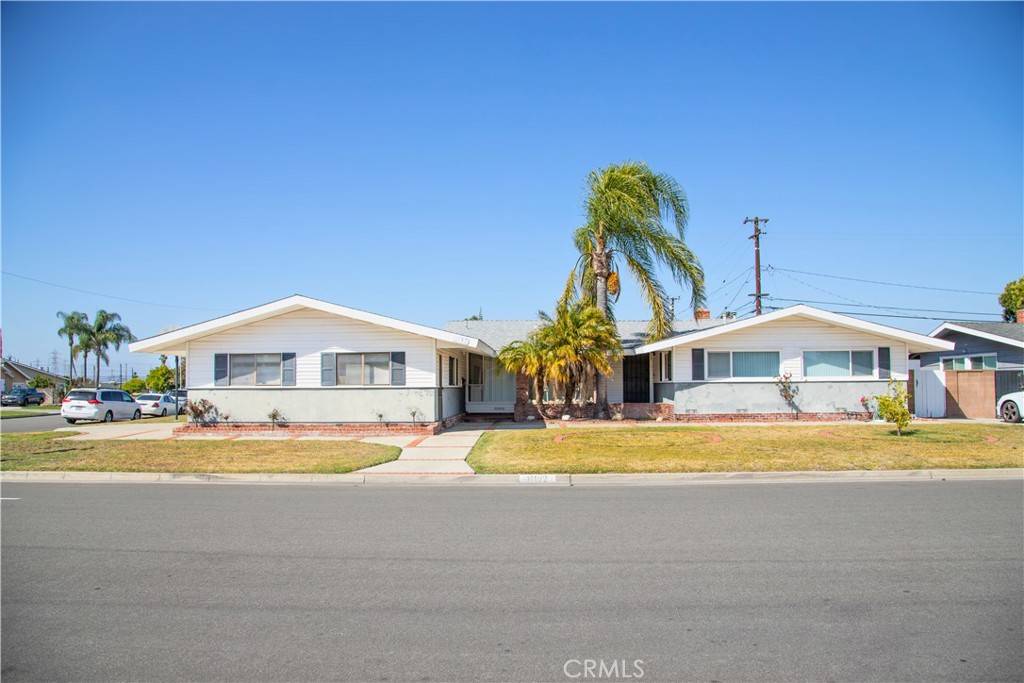 Garden Grove, CA 92841,11192 Bowles AVE