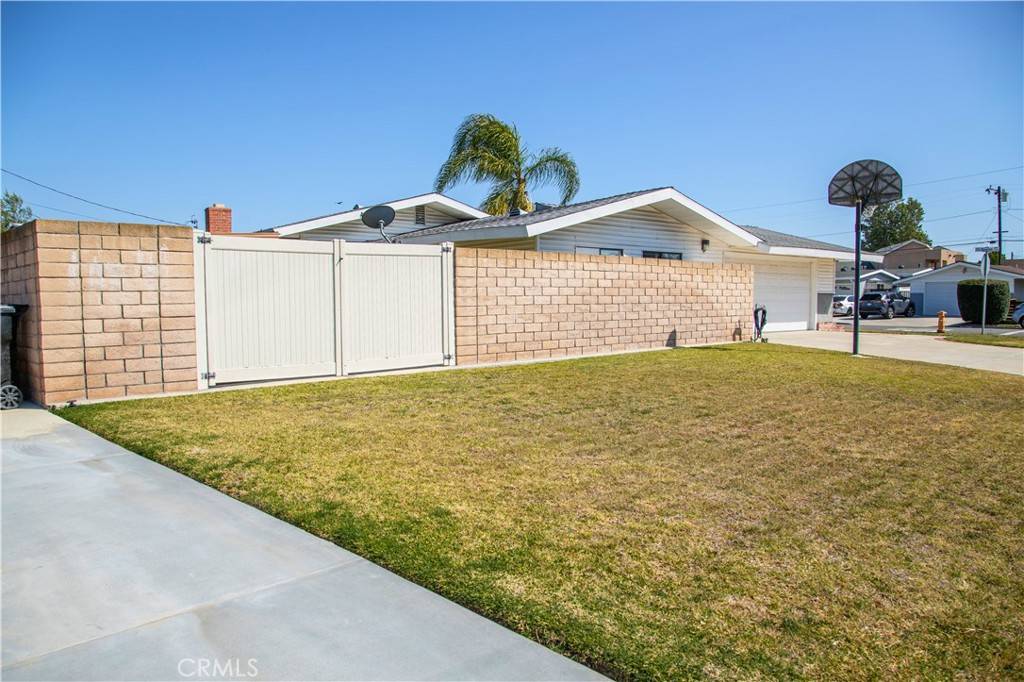 Garden Grove, CA 92841,11192 Bowles AVE