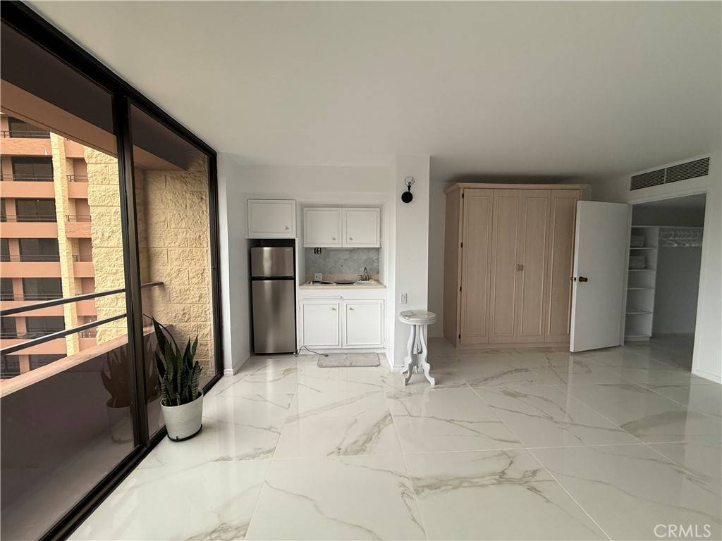 Laguna Woods, CA 92637,24055 Paseo Del Lago Unit #712