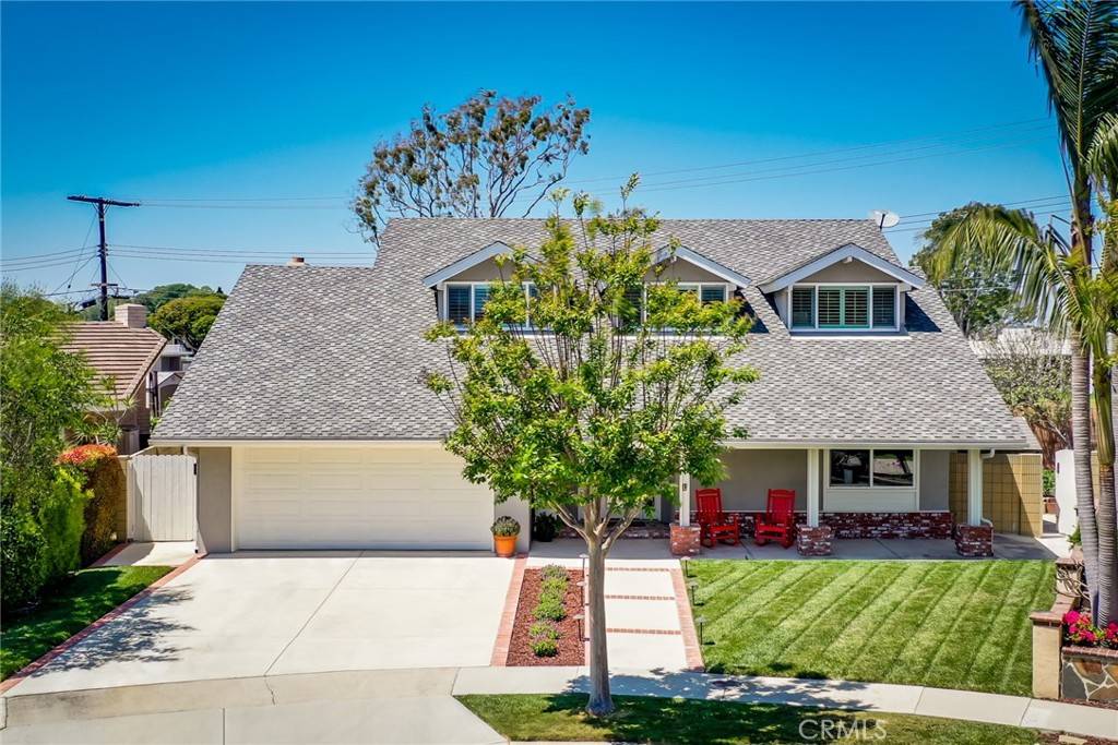 Huntington Beach, CA 92647,17301 Elsinore CIR