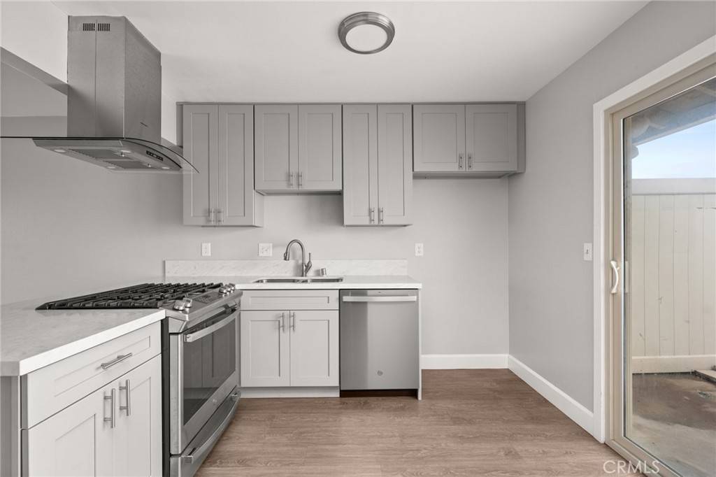 Westminster, CA 92683,8038 Worthy DR