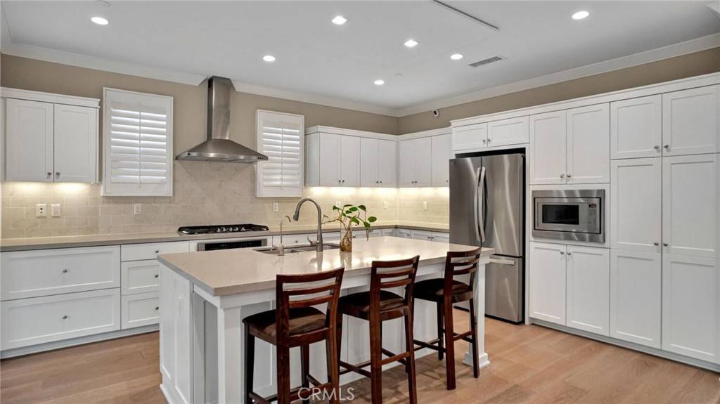 Irvine, CA 92620,128 Gulfstream