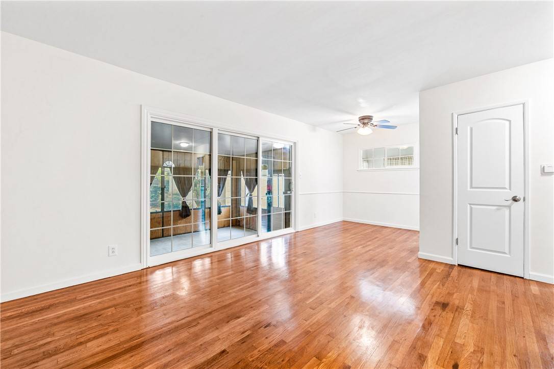 Norwalk, CA 90650,10908 Maza St