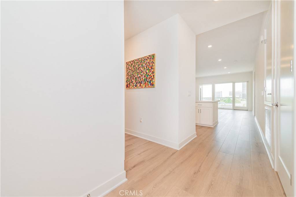 Irvine, CA 92612,1507 Rivington