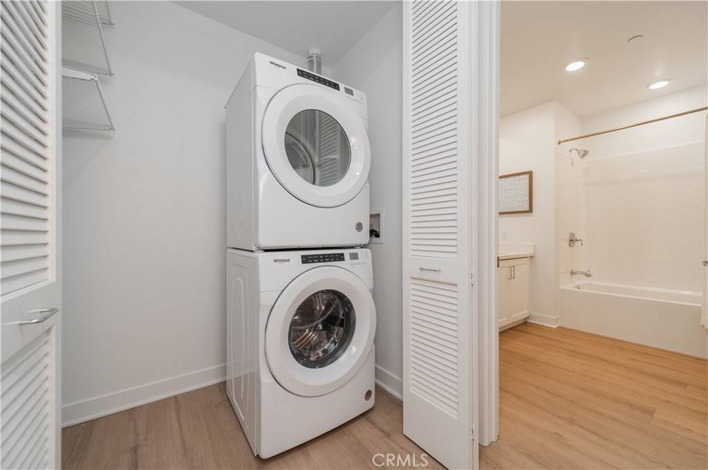 Irvine, CA 92612,1507 Rivington
