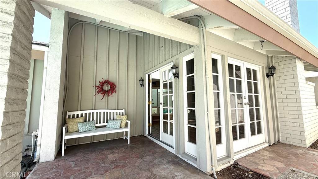 Irvine, CA 92612,4592 Green Tree LN