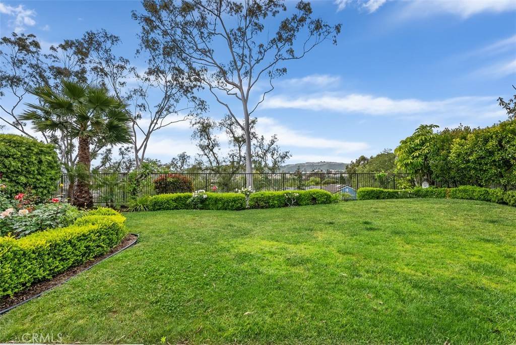 Laguna Niguel, CA 92677,19 Rollins PL