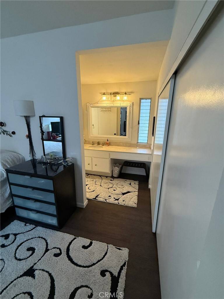 Huntington Beach, CA 92646,8566 Fallbrook CIR #C704B