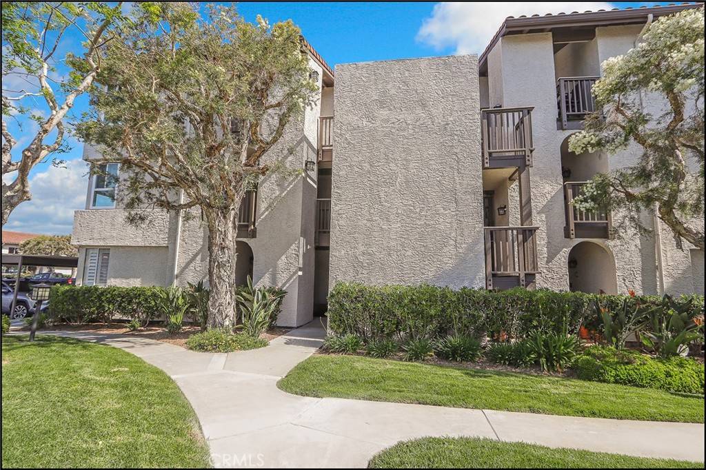 Dana Point, CA 92629,30 Corniche DR #D