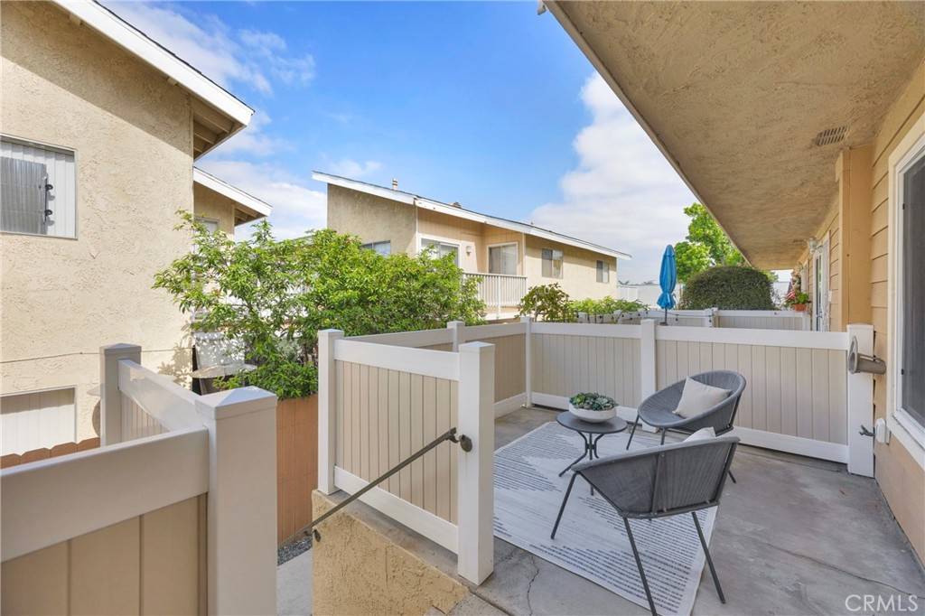 Costa Mesa, CA 92627,290 Victoria ST #31