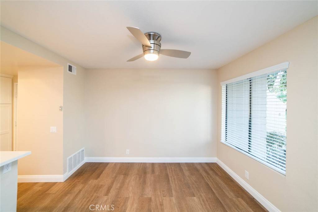 Irvine, CA 92606,402 DEERFIELD