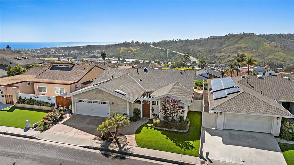 San Clemente, CA 92672,425 Calle Robles