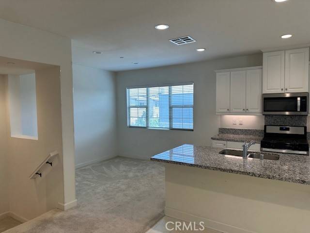 441 Lucent DR Stanton, CA 90680