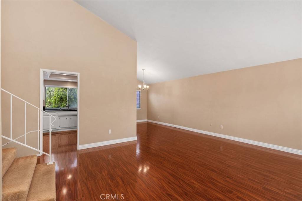 Irvine, CA 92606,3902 Cedron ST