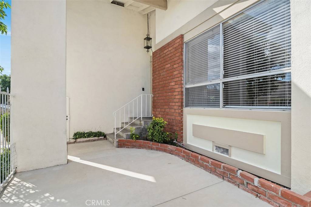 Irvine, CA 92606,3902 Cedron ST