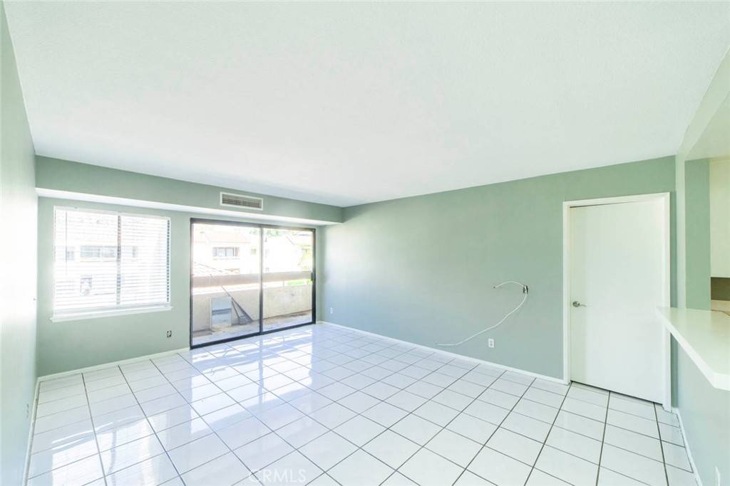 Santa Ana, CA 92701,700 W 3rd ST #B315