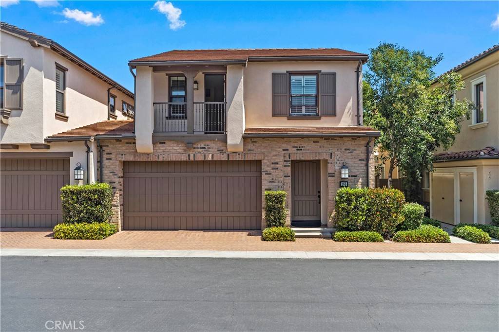 Irvine, CA 92602,165 Rodeo