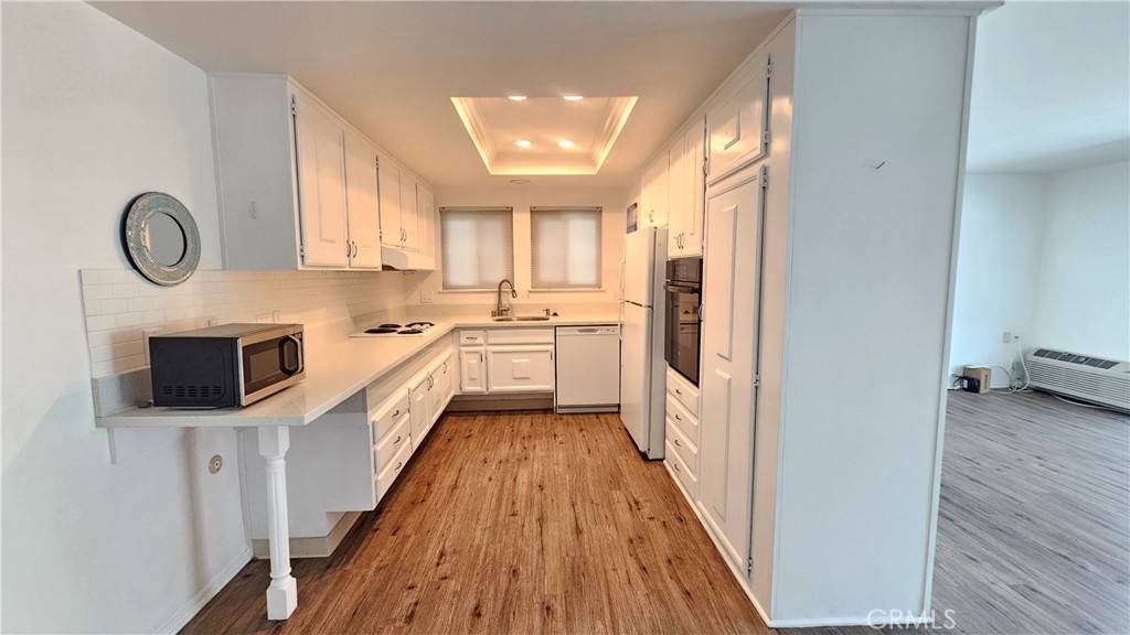 Laguna Woods, CA 92637,654 Avenida Sevilla #O