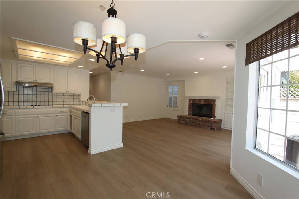 San Clemente, CA 92672,213 Calle Serena