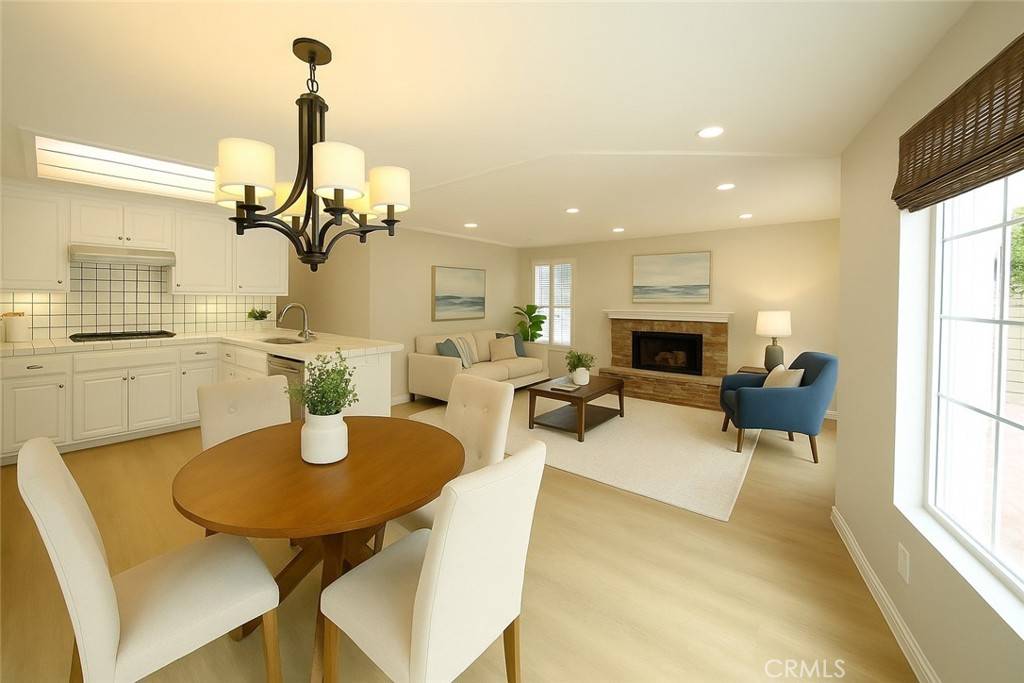 San Clemente, CA 92672,213 Calle Serena