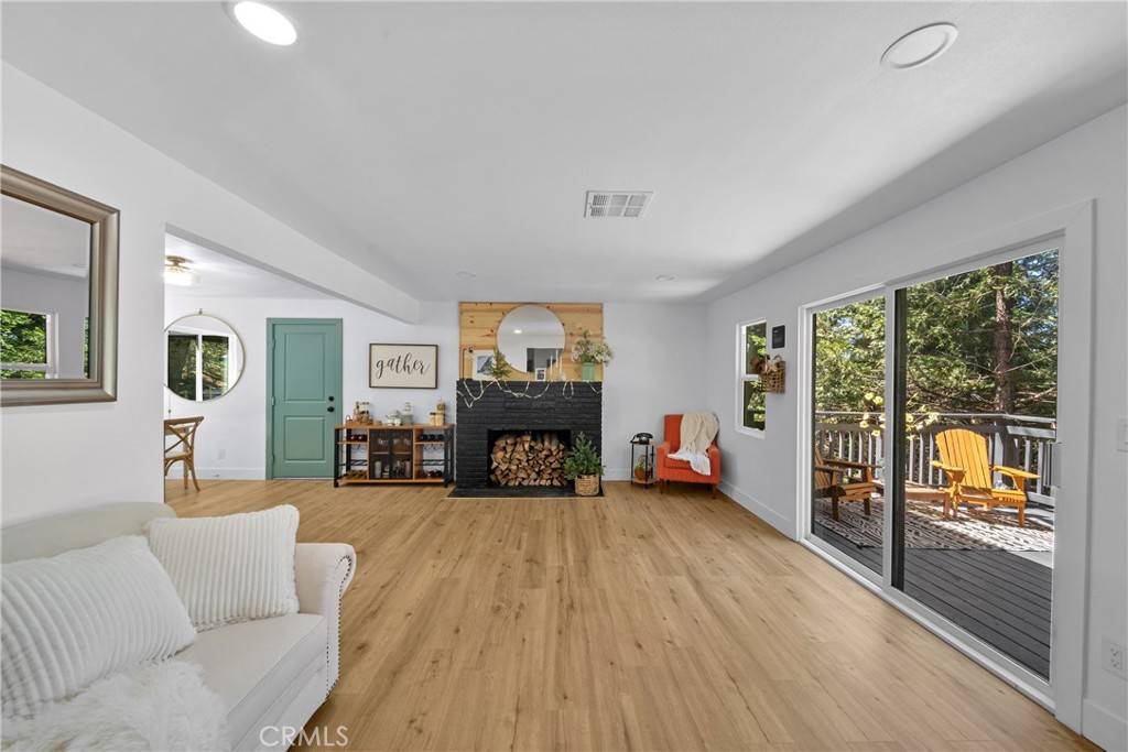 Cedarpines Park, CA 92322,22384 Crest Forest DR