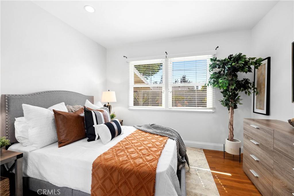 Costa Mesa, CA 92626,3007 Killybrooke LN