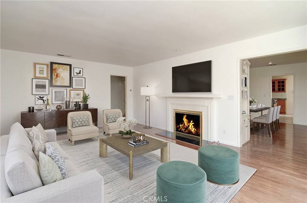Long Beach, CA 90803,136 Venetia DR