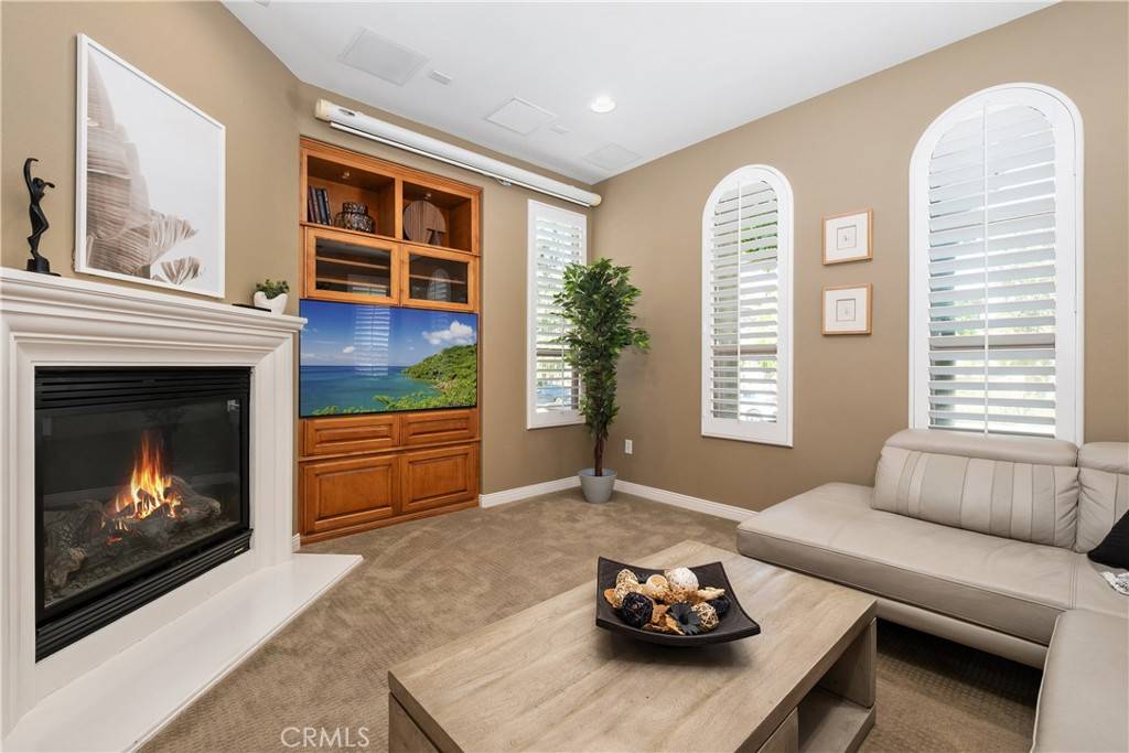 182 Rhapsody Irvine, CA 92620