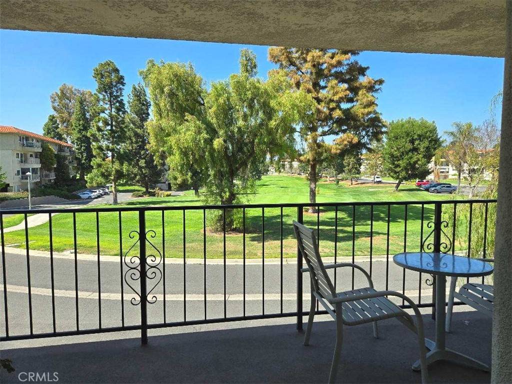 Laguna Woods, CA 92637,2385 Via Mariposa W. #1B