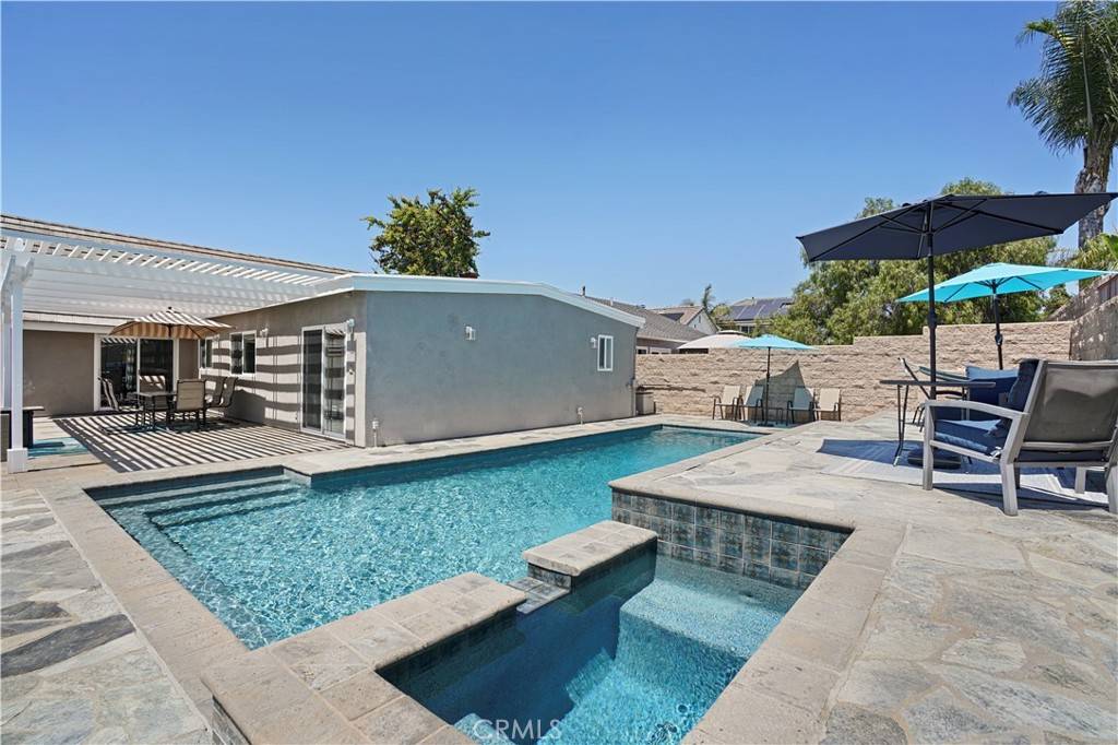 Lake Forest, CA 92630,22542 Killy ST